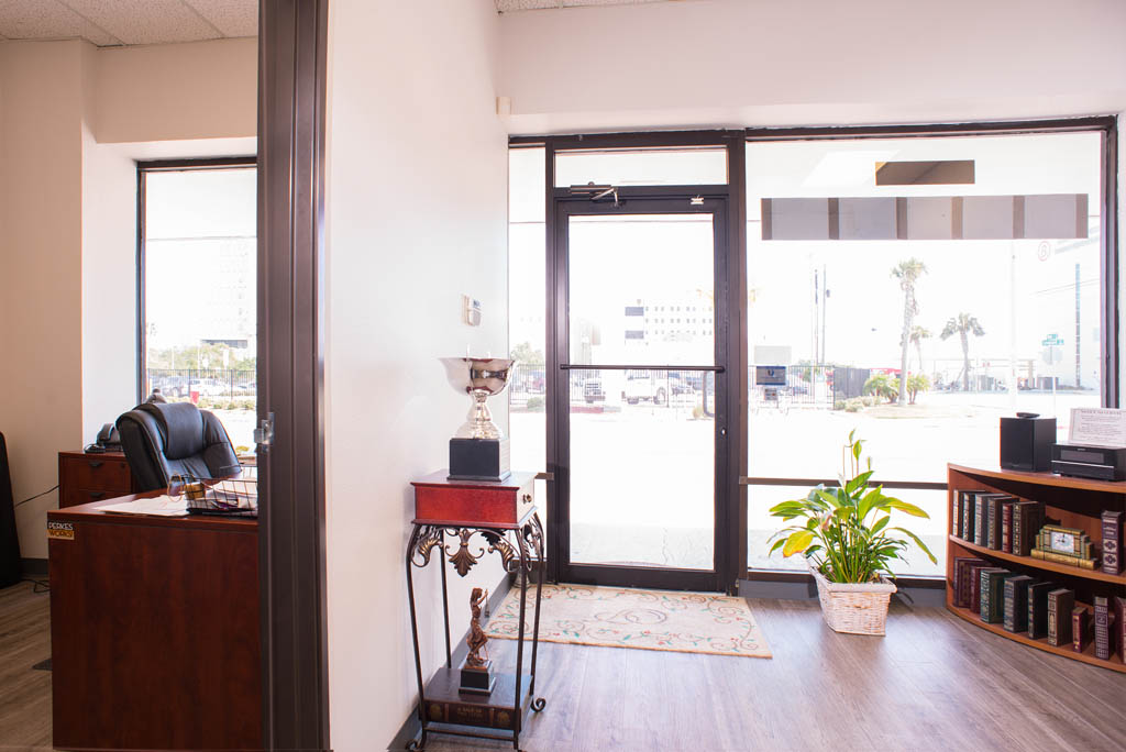 Courthouse Square - Delux office suites 1 block from City Hall in Corpus Christi